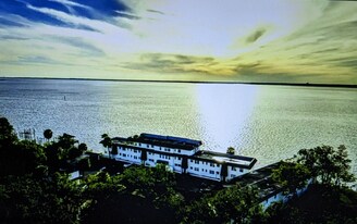 1660 River Rd in Jacksonville, FL - Building Photo