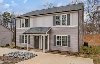 562 Kirk St, Unit 562 Kirk Street in China Grove, NC - Building Photo