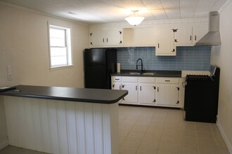 714 Bradley Rd in Chapel Hill, NC - Building Photo - Building Photo
