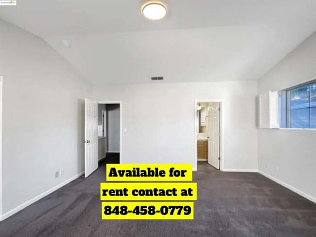 51 Village Square Pl in Pleasant Hill, CA - Building Photo - Building Photo