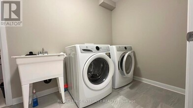 276 Elsie MacGill Walk in Ottawa, ON - Building Photo - Building Photo