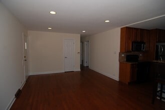 9311 Latrobe Ave in Skokie, IL - Building Photo - Building Photo