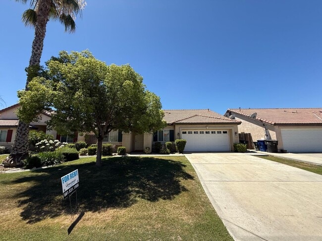 9509 Tahiti Ave in Bakersfield, CA - Building Photo - Building Photo