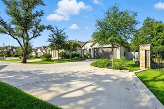 104 Arrowhead Mound Rd in Georgetown, TX - Building Photo - Building Photo