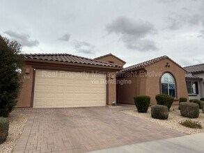 5811 N 88th Ln in Glendale, AZ - Building Photo - Building Photo