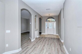 6807 Sagebrush Cir in Sarasota, FL - Building Photo - Building Photo