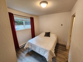 1987 Kaltasin Rd in Sooke, BC - Building Photo - Building Photo