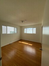 5462 Barton Ave, Unit 6 in Los Angeles, CA - Foto de edificio - Building Photo