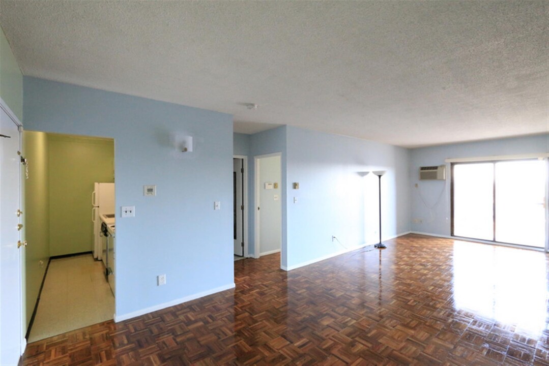 2353 Massachusetts Ave, Unit 84 in Cambridge, MA - Building Photo