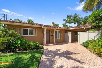 2100 NE 57th St in Fort Lauderdale, FL - Building Photo - Building Photo