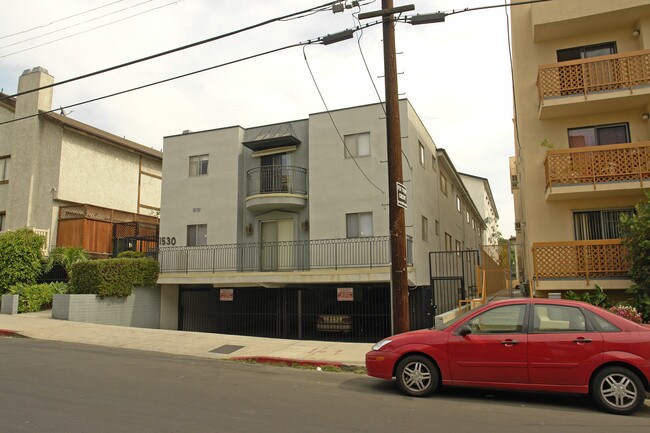 FlexRenter N Formosa - Furnished Flexible in Los Angeles, CA - Building Photo - Building Photo