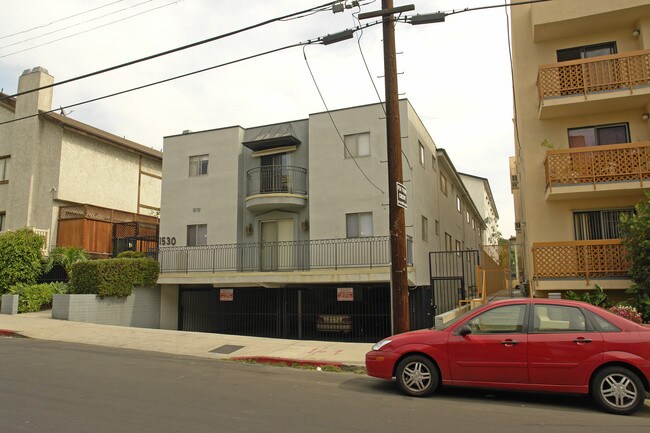 FlexRenter N Formosa - Furnished Flexible ... in Los Angeles, CA - Building Photo - Building Photo