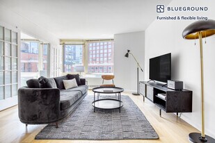 400 Chambers St in New York, NY - Building Photo