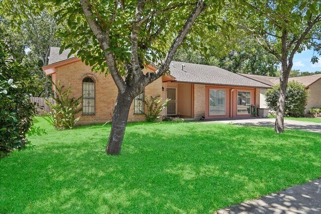 4611 Cedargrove Dr in Austin, TX - Building Photo - Building Photo