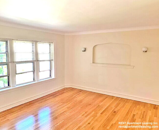 5638 N Kimball Ave in Chicago, IL - Building Photo - Building Photo