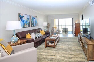 4440 NE Sandpebble Trce in Stuart, FL - Building Photo - Building Photo