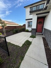 1266 Bray Dr in Woodland, CA - Building Photo - Building Photo