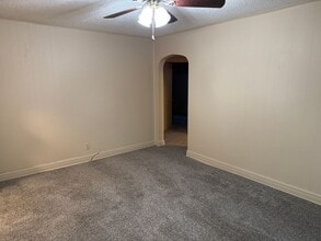 1517 W State St in Springfield, MO - Building Photo - Building Photo