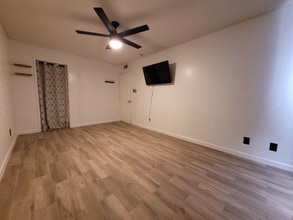 42 W 7th St in Mesa, AZ - Building Photo - Building Photo
