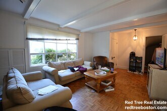 74 Manet Rd in Newton, MA - Building Photo - Building Photo