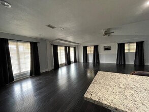 2702 60th St in Lubbock, TX - Building Photo - Building Photo