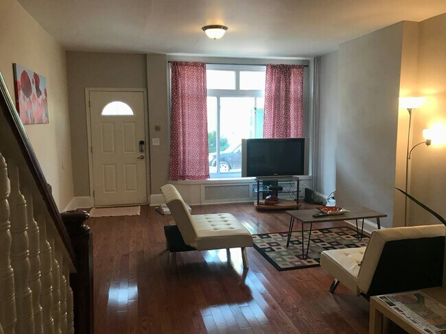 property at 1524 Reed St