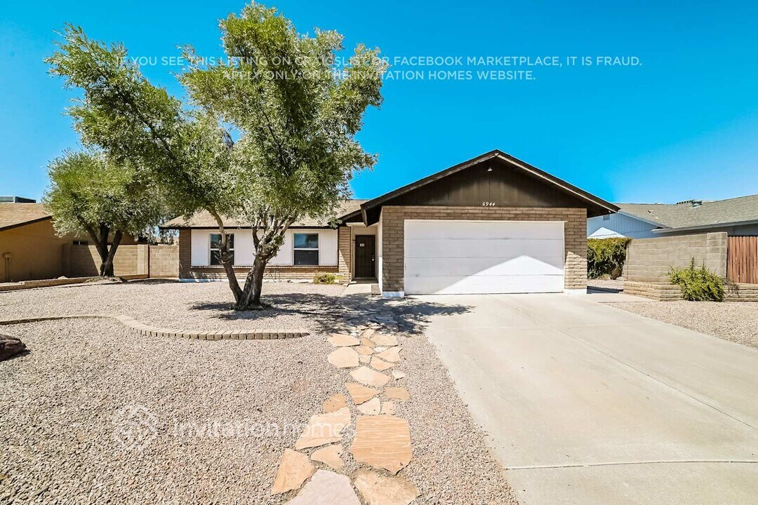 6944 W Comet Ave in Peoria, AZ - Building Photo