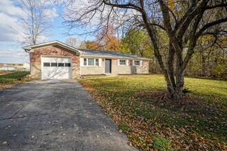8509 N Ricks Dr E in McCordsville, IN - Building Photo - Building Photo