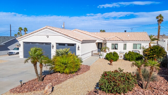 3785 Cholla Dr in Lake Havasu City, AZ - Building Photo - Building Photo