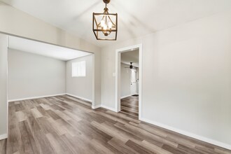 413 Chestnut St in Mountain Home, ID - Building Photo - Building Photo