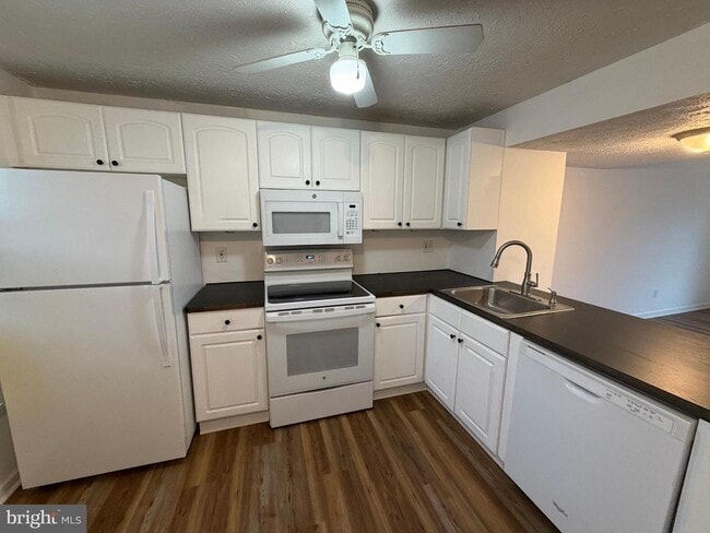 125 Laurel Valley Ct