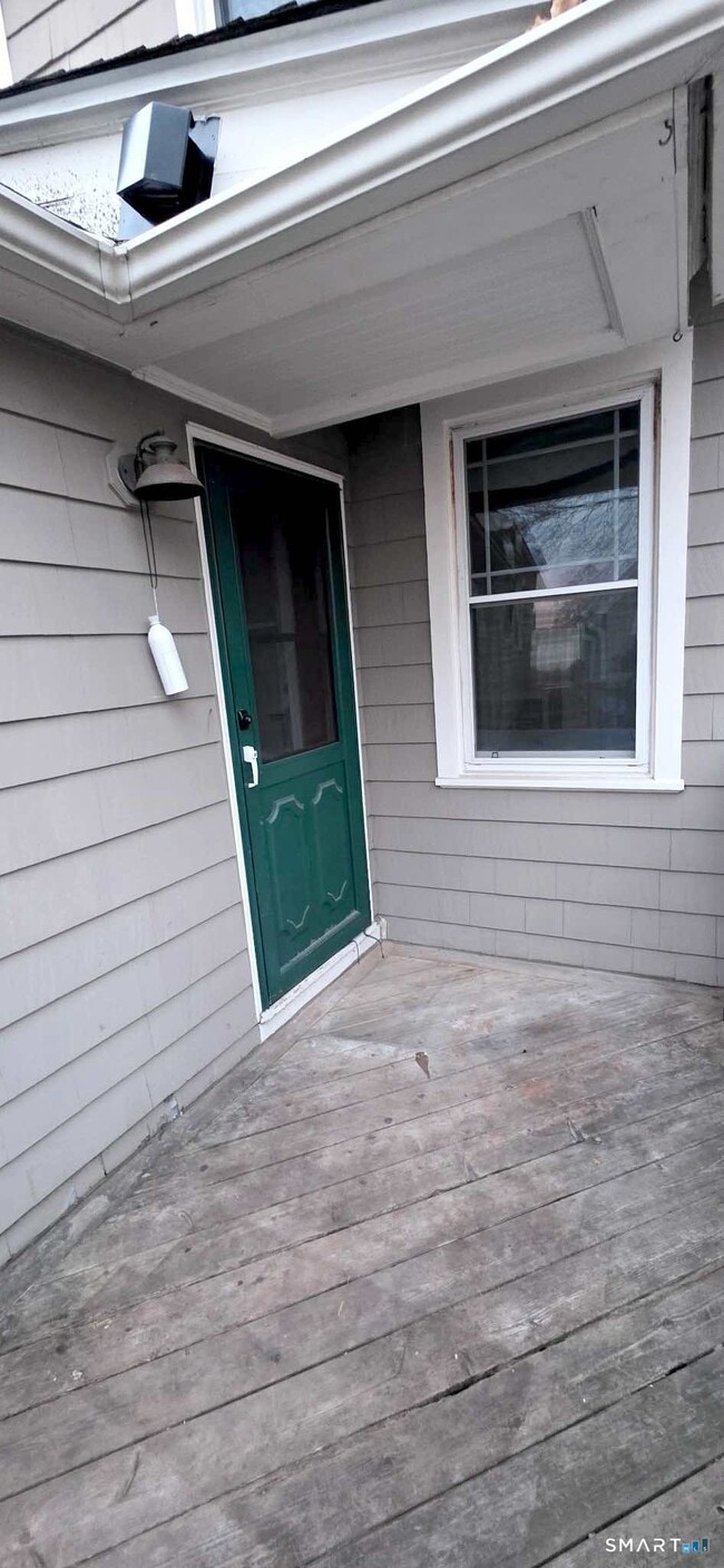 324 Curtis St in Meriden, CT - Building Photo - Building Photo