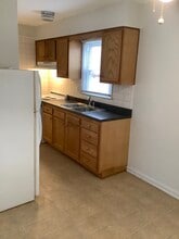 5113 Valiant Drive, Unit 2 in Louisville, KY - Building Photo - Building Photo