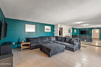 17215 N 130th Ave in Sun City West, AZ - Building Photo - Building Photo