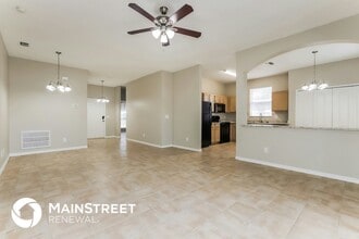 918 Grand Canyon Dr, Unit 117 in Valrico, FL - Building Photo - Building Photo
