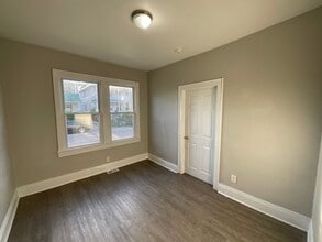 3433 W 50th St in Cleveland, OH - Building Photo - Building Photo
