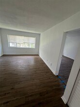 201 SE 6th Ave in Pompano Beach, FL - Building Photo - Building Photo