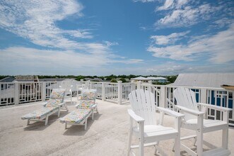 200 Annie Dr in Carolina Beach, NC - Building Photo - Building Photo