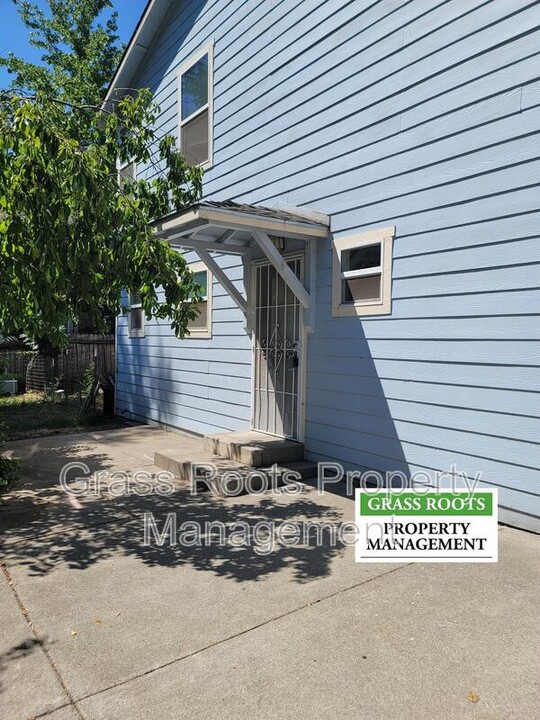 307 N Church St in Grass Valley, CA - Building Photo