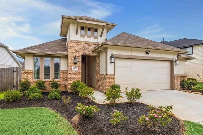 property at 3400 Acacia Grv Ln