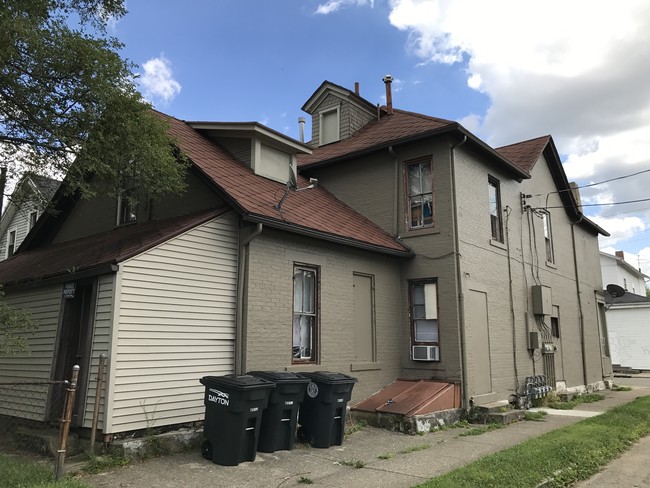 2101 E 4th St in Dayton, OH - Foto de edificio - Building Photo
