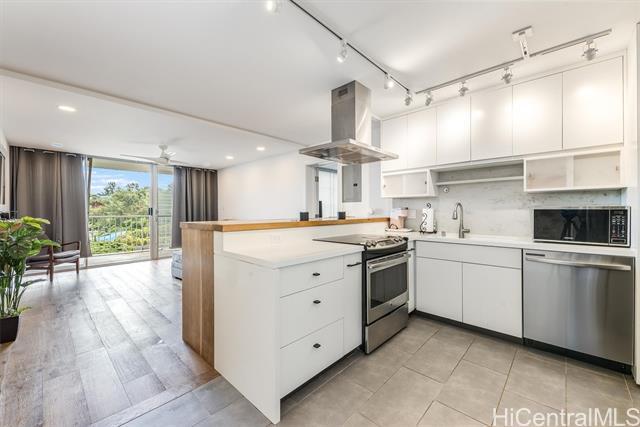 property at 95-061 Waikalani Dr