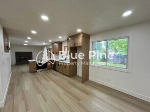 3095 Disney Dr in Idaho Falls, ID - Building Photo - Building Photo