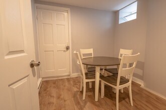 726 Metropolitan Ave in Boston, MA - Building Photo - Building Photo
