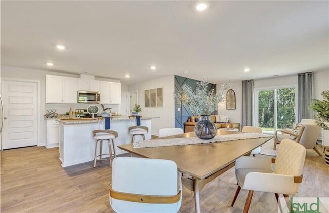 477 Coconut Dr in Bloomingdale, GA - Building Photo - Building Photo