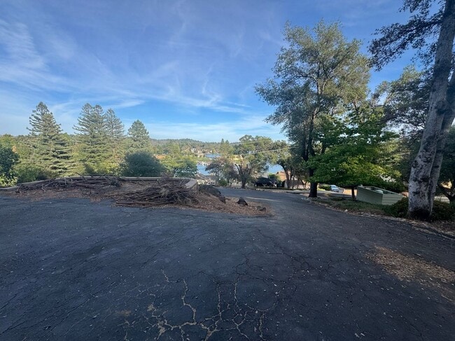 11374 Lakeshore N in Auburn, CA - Foto de edificio - Building Photo