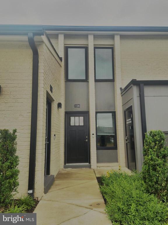3106 Montgomery Village Ave in Montgomery Village, MD - Building Photo - Building Photo