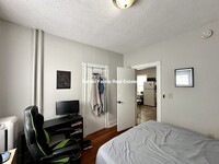 151 E Cottage St, Unit 2 in Boston, MA - Foto de edificio - Building Photo