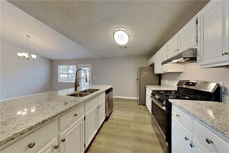 3202 Windgate Dr in Buford, GA - Building Photo - Building Photo