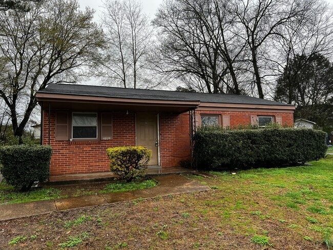 4809 Cottonwood Dr NW in Huntsville, AL - Building Photo - Building Photo